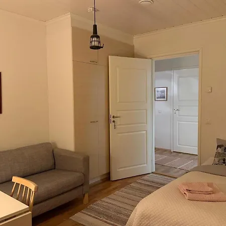 Santa Claus 2 - 5 People